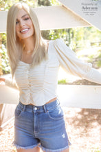 Load image into Gallery viewer, Lily