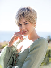 Load image into Gallery viewer, Bay