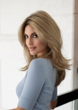 Load image into Gallery viewer, Bobbi Women's Wigs Envy