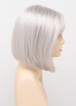 Load image into Gallery viewer, Carley Women's Wigs Envy Light Grey