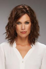 Load image into Gallery viewer, Carrie - Renau Exclusive Colors Wig JON RENAU | EASIHAIR