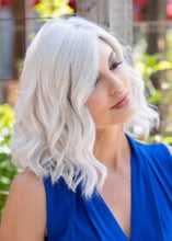 Load image into Gallery viewer, Emma Envy