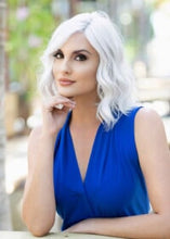 Load image into Gallery viewer, Emma Envy