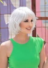 Load image into Gallery viewer, Gia Women's Wigs Envy