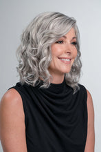 Load image into Gallery viewer, Julianne Women's Wig JON RENAU | EASIHAIR
