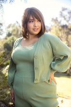 Load image into Gallery viewer, Vada Women's Wig Aderans