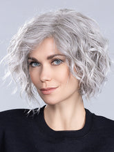 Load image into Gallery viewer, Scala | High Power | Heat Friendly Synthetic Wig
